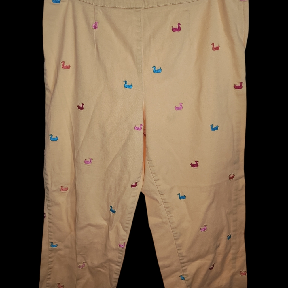 Duck Head Duck Capris with Multicolor Embroidery
